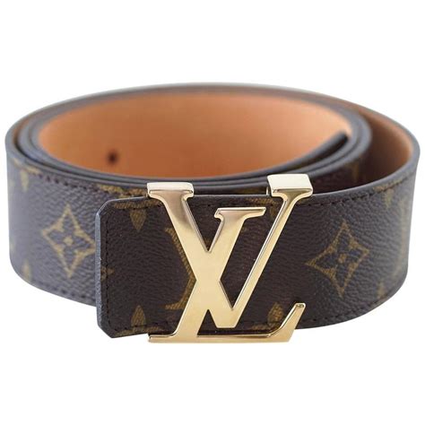 real belt or Lv buckle